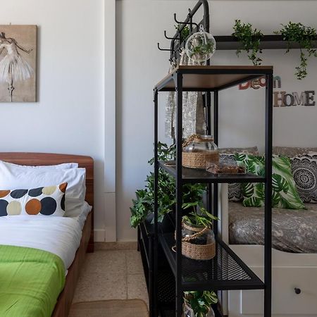 Oasis - Cozy Studio In Larnaca Exterior photo