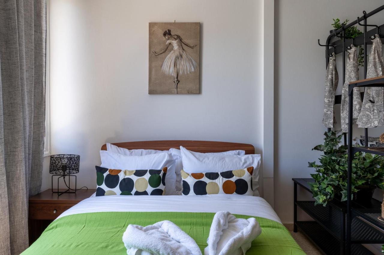 Oasis - Cozy Studio In Larnaca Exterior photo